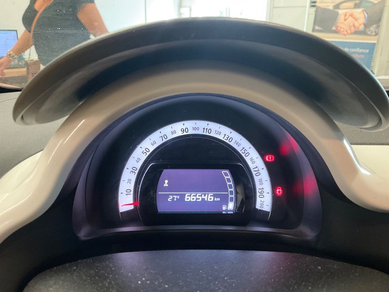 Renault Twingo 0.9 TCe Intens 2018 – снимка 18
