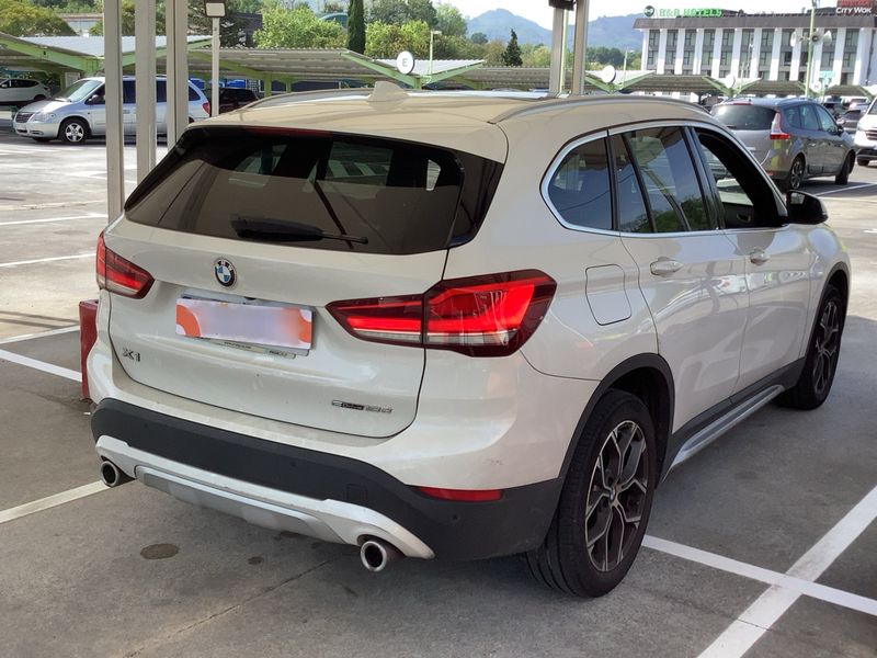 BMW X1 sDrive 18d xLine 2021 – снимка 8