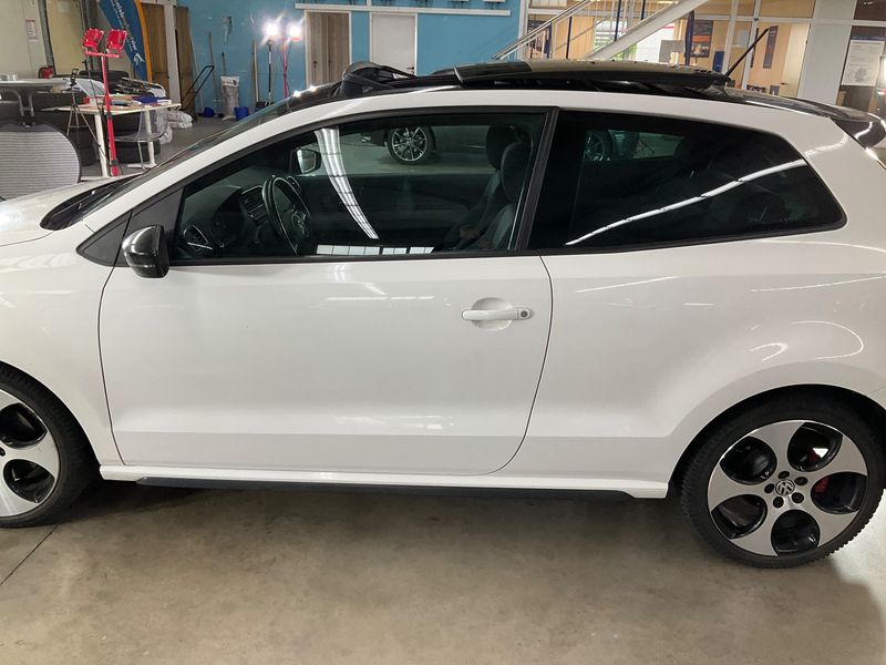 Volkswagen Polo 1.4 TSI GTI 2013 – снимка 27