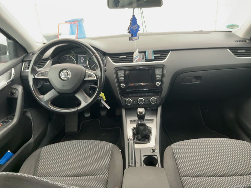 Skoda Octavia 2.0 TDI Ambition 2013 – снимка 17