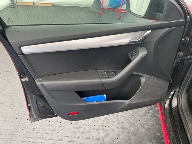 Skoda Octavia 2.0 TDI Ambition 2013 – снимка 33