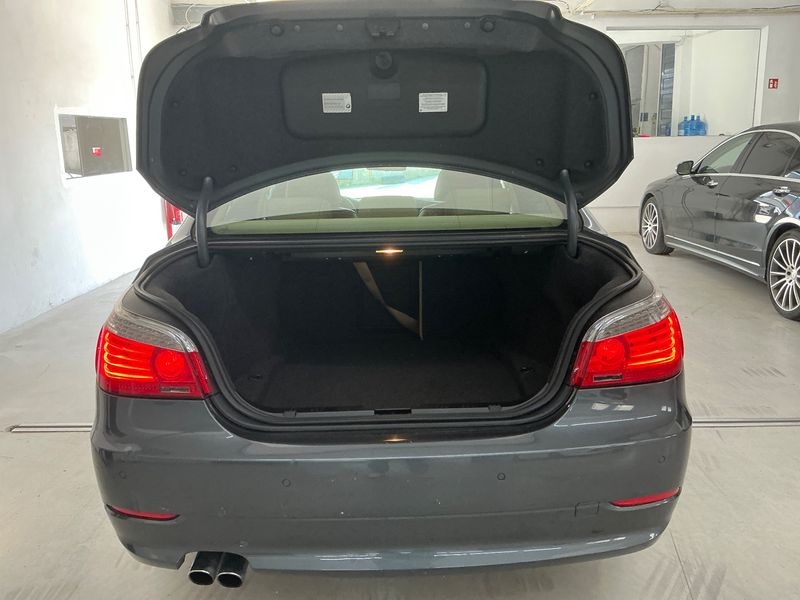 BMW 5er 530i 2008 – снимка 15
