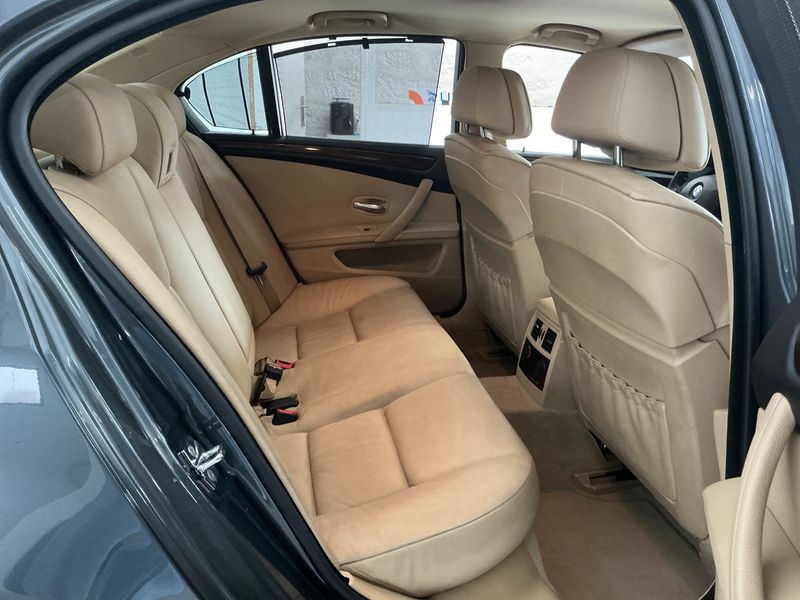 BMW 5er 530i 2008 – снимка 19
