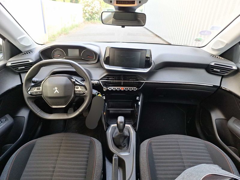 Peugeot 208 1.2 PureTech Active Pack 2022 – снимка 11