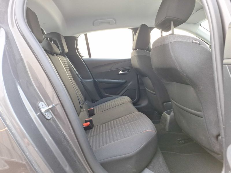 Peugeot 208 1.2 PureTech Active Pack 2022 – снимка 14