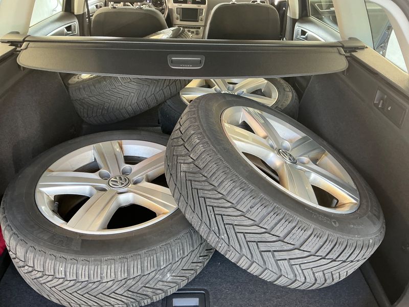 Volkswagen Golf VII 2.0 TDI Comfortline 4Motion BlueMotion Tech 2016 – снимка 15