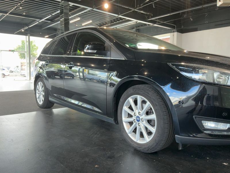 Ford Focus 1.5 TDCi Titanium 2015 – снимка 12