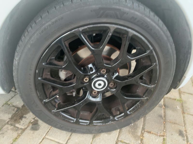 Smart fortwo 0.9 Turbo Basis passion 2016 – снимка 11