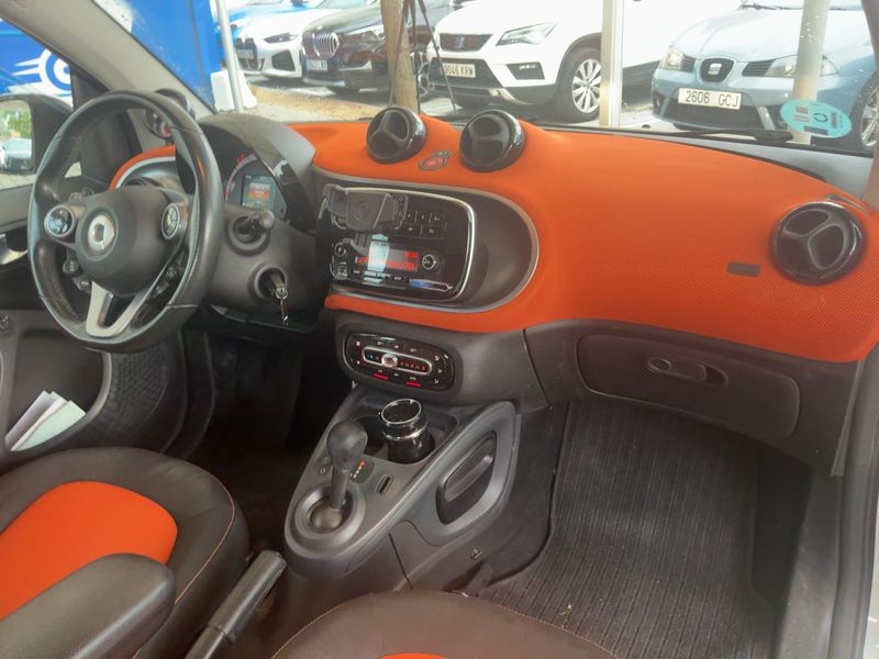 Smart fortwo 0.9 Turbo Basis passion 2016 – снимка 17