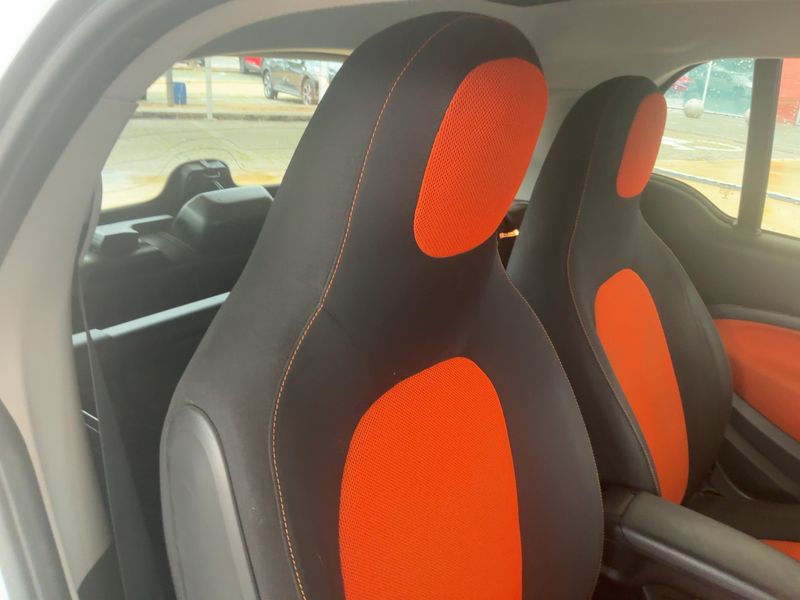 Smart fortwo 0.9 Turbo Basis passion 2016 – снимка 19