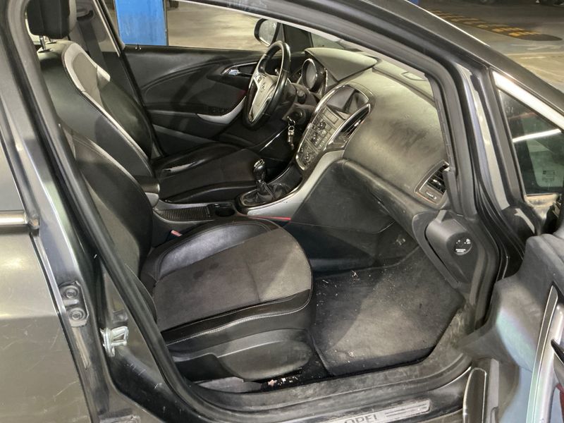 Opel Astra 1.7 CDTI Cosmo 2010 – снимка 3