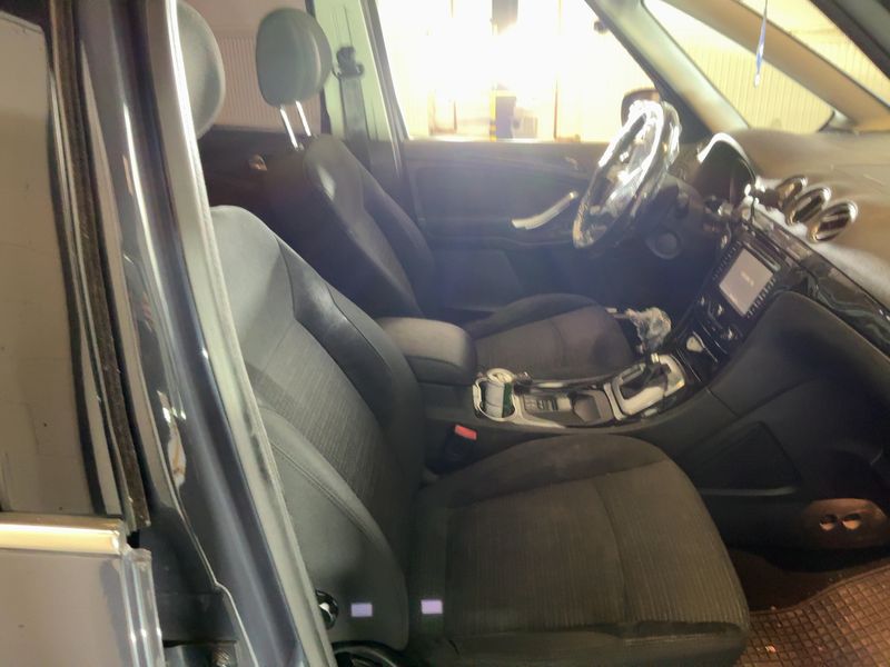 Ford Galaxy 2.0 TDCi Titanium 2014 – снимка 17