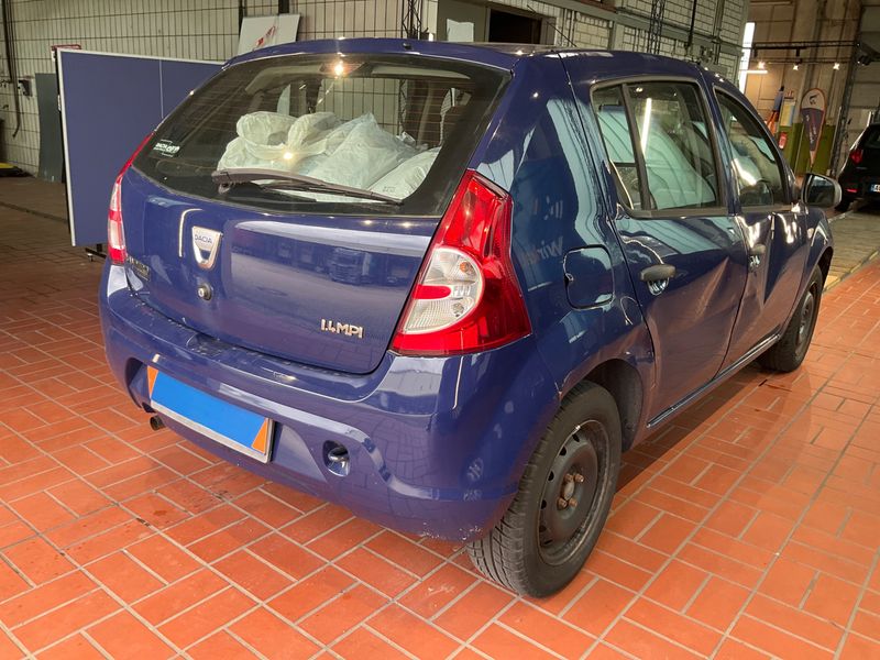 Dacia Sandero 1.4 Basis 2009 – снимка 2