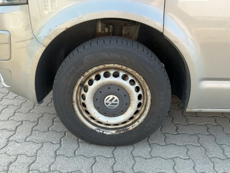 Volkswagen T5 Multivan 2.0 TDI Startline 2011 – снимка 3