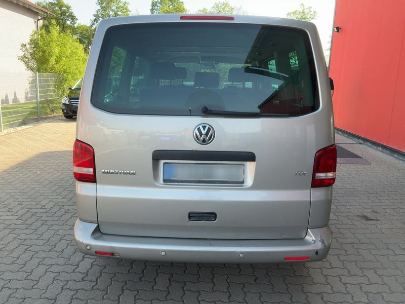 Volkswagen T5 Multivan 2.0 TDI Startline 2011 – снимка 7