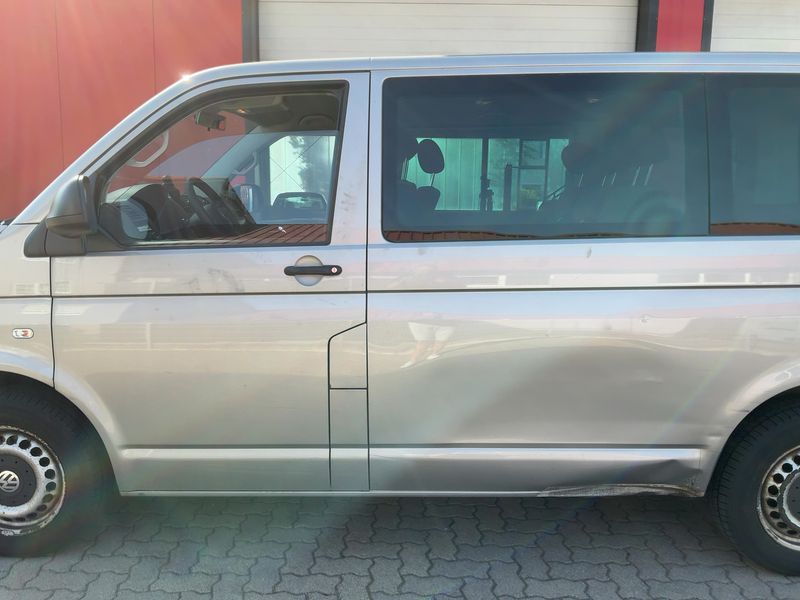 Volkswagen T5 Multivan 2.0 TDI Startline 2011 – снимка 4