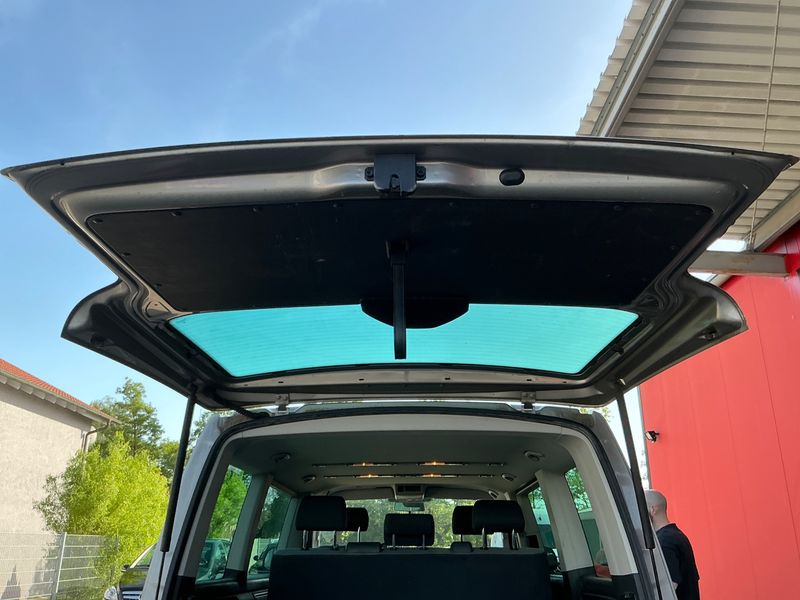 Volkswagen T5 Multivan 2.0 TDI Startline 2011 – снимка 36