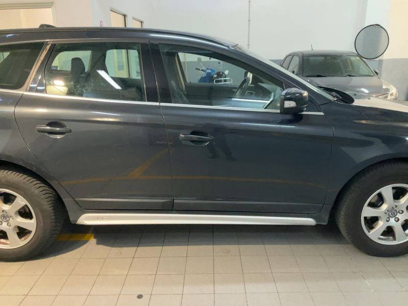 Volvo XC60 2.0 DRIVe Momentum 2010 – снимка 10
