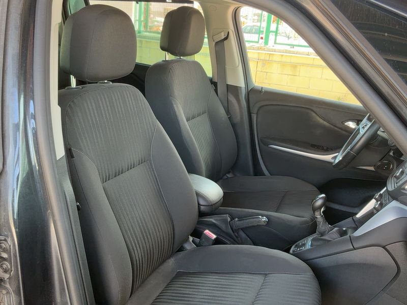 Opel Zafira Tourer 1.6 CDTI DPF Selective 2015 – снимка 16