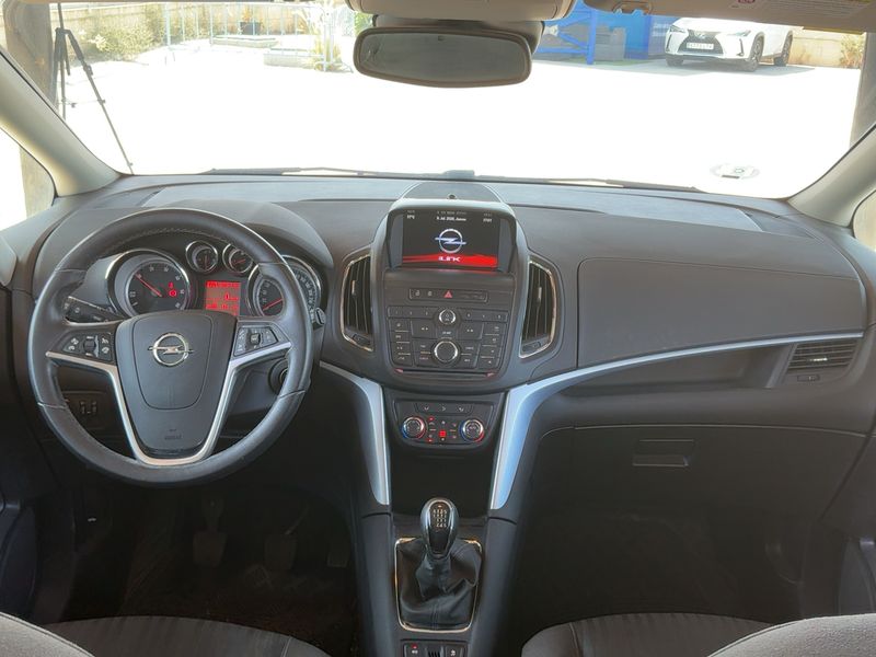 Opel Zafira Tourer 1.6 CDTI DPF Selective 2015 – снимка 17