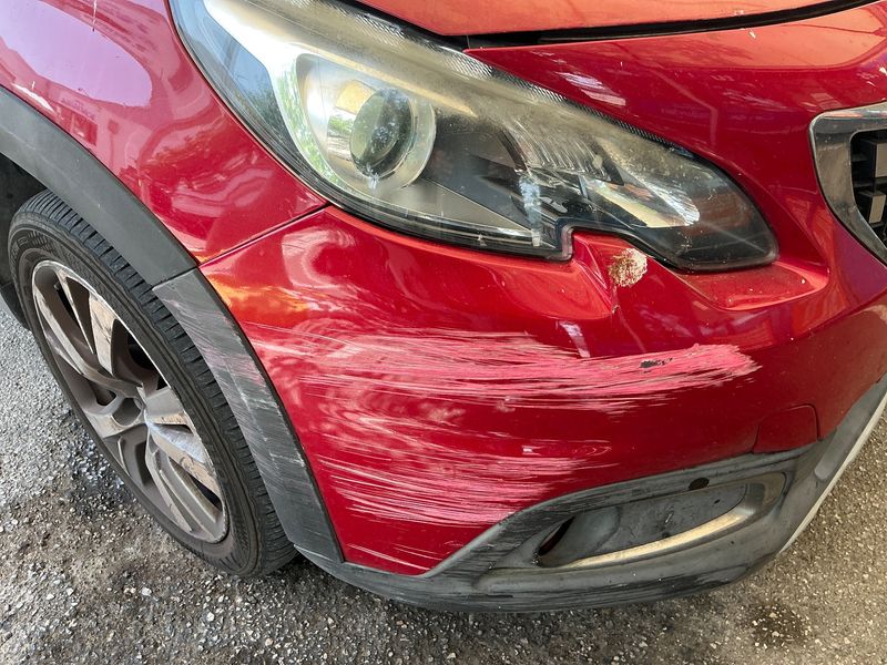 Peugeot 2008 1.6 Blue-HDi Allure 2016 – снимка 25