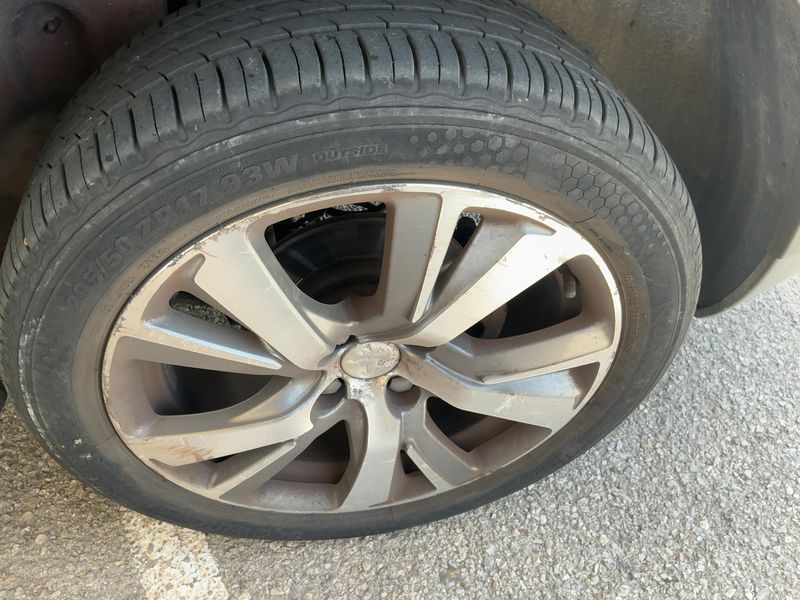 Peugeot 2008 1.6 Blue-HDi Allure 2016 – снимка 5