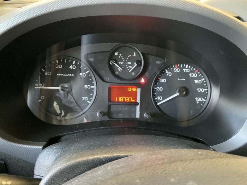 Peugeot Partner 1.6 Blue-HDi Access 2016 – снимка 19