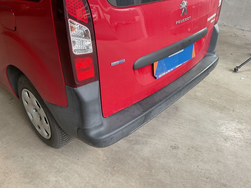 Peugeot Partner 1.6 Blue-HDi Access 2016 – снимка 39