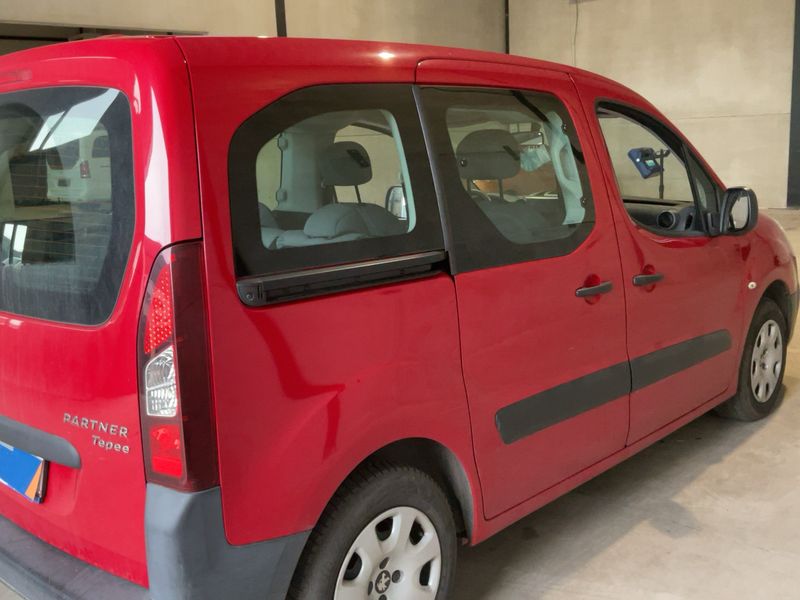 Peugeot Partner 1.6 Blue-HDi Access 2016 – снимка 8