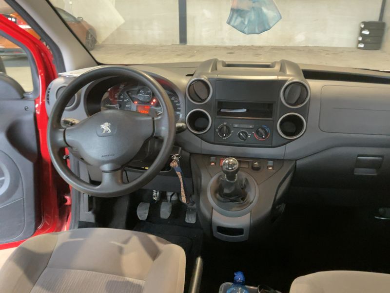Peugeot Partner 1.6 Blue-HDi Access 2016 – снимка 18