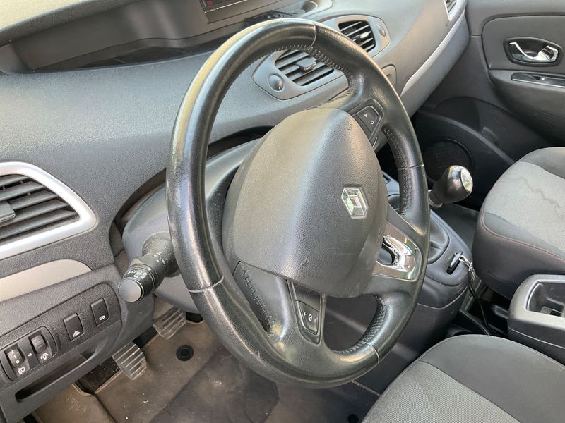 Renault Scenic 1.2 TCe Energy Limited 2013 – снимка 26
