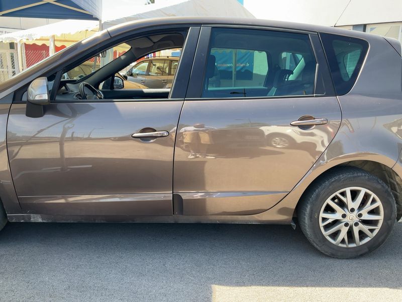 Renault Scenic 1.2 TCe Energy Limited 2013 – снимка 4