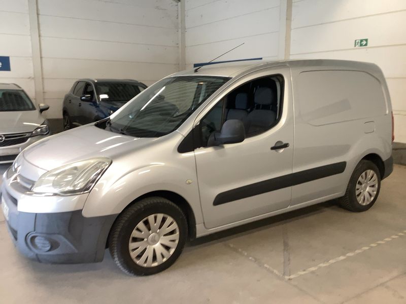 Citroen Berlingo 1.6 HDi Niveau B L1 2014 – снимка 2