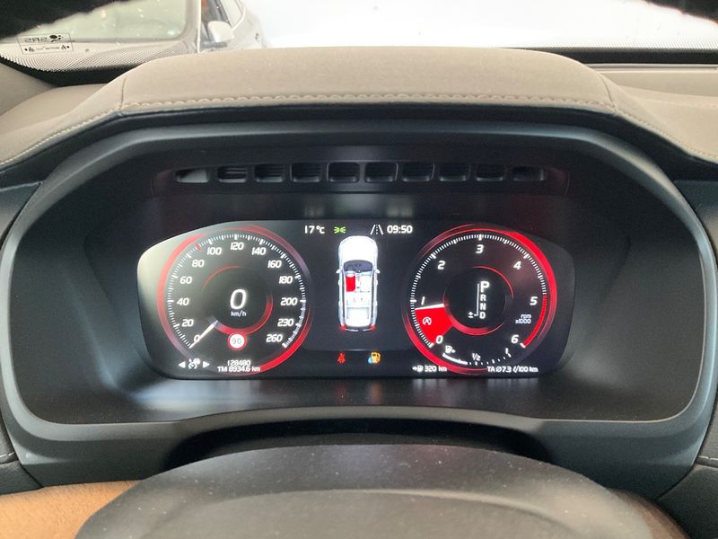 Volvo XC90 2.0 D5 Inscription AWD 2019 – снимка 19