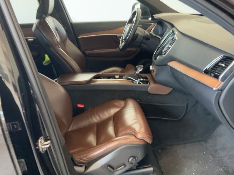 Volvo XC90 2.0 D5 Inscription AWD 2019 – снимка 17