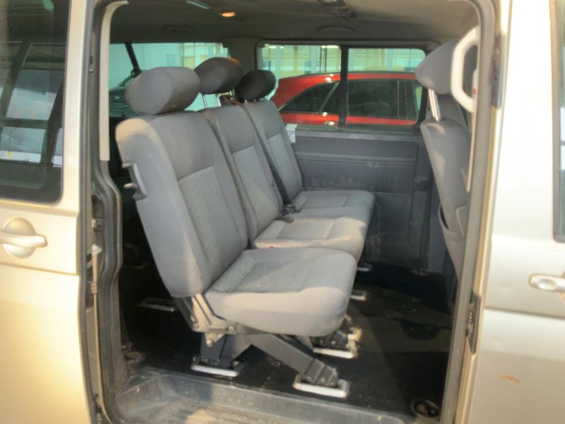 Volkswagen T5 Caravelle 2.5 TDI Comfortline lang 2008 – снимка 19