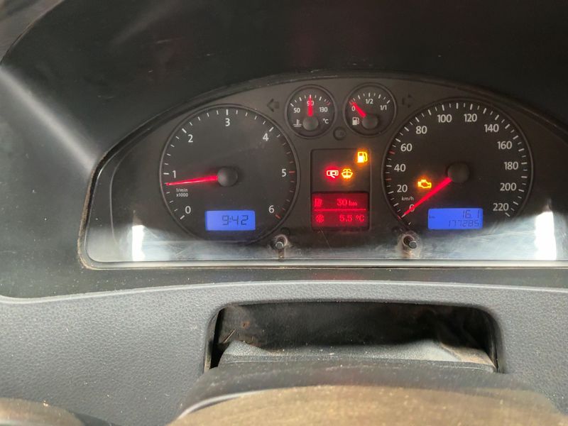 Volkswagen T5 Caravelle 2.5 TDI Comfortline lang 2008 – снимка 18