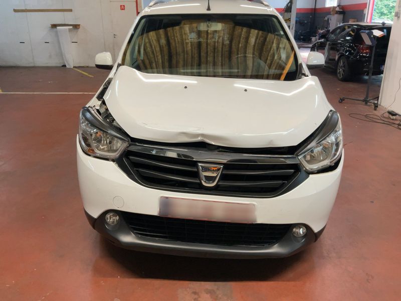 Dacia Lodgy 1.5 dCi Diesel Laureate 2016 – снимка 14