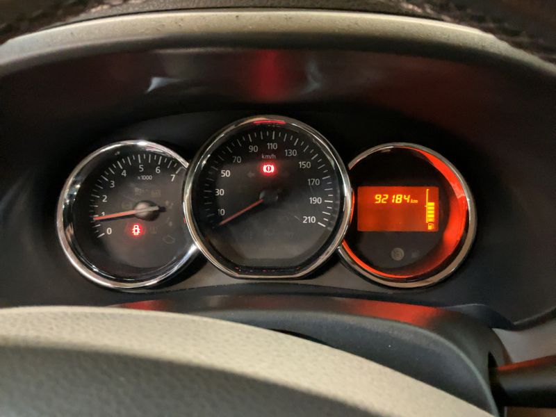 Dacia Lodgy 1.5 dCi Diesel Laureate 2016 – снимка 18