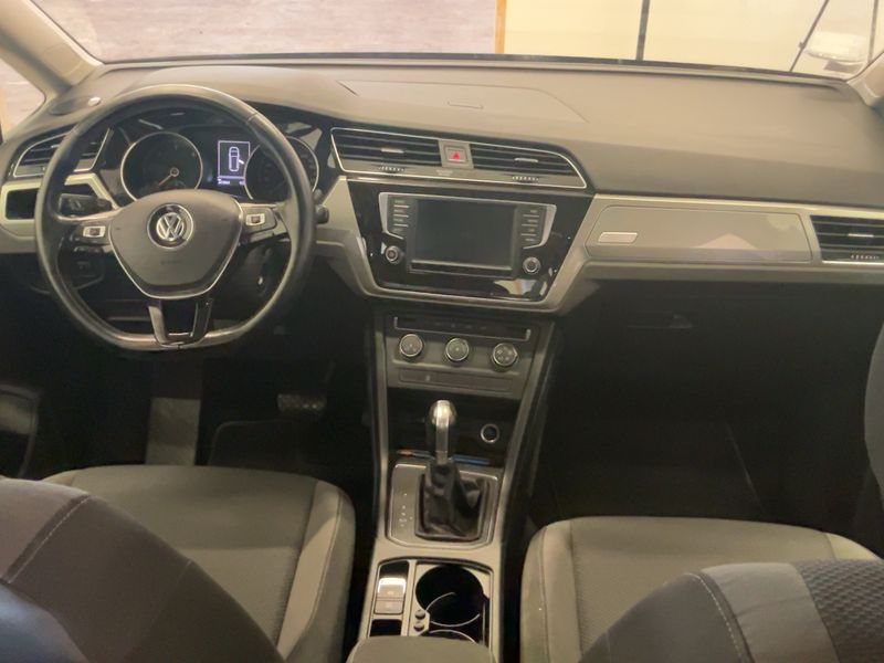 Volkswagen Touran 1.6 TDI Trendline BlueMotion Tech 2016 – снимка 17