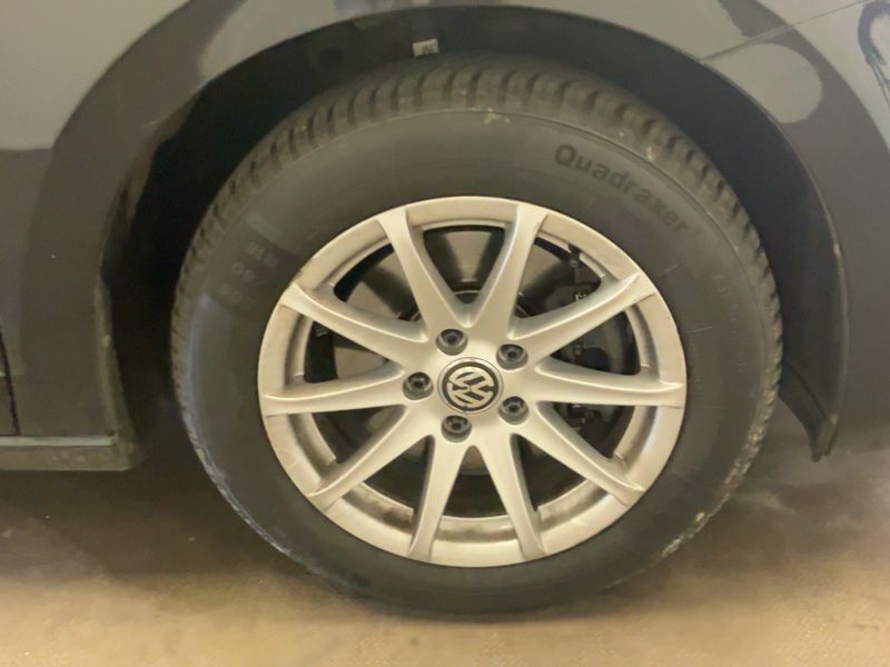 Volkswagen Touran 1.6 TDI Trendline BlueMotion Tech 2016 – снимка 11