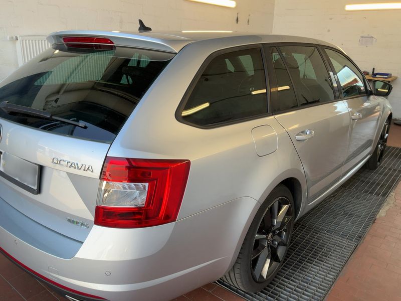 Skoda Octavia 2.0 TDI RS 2015 – снимка 8