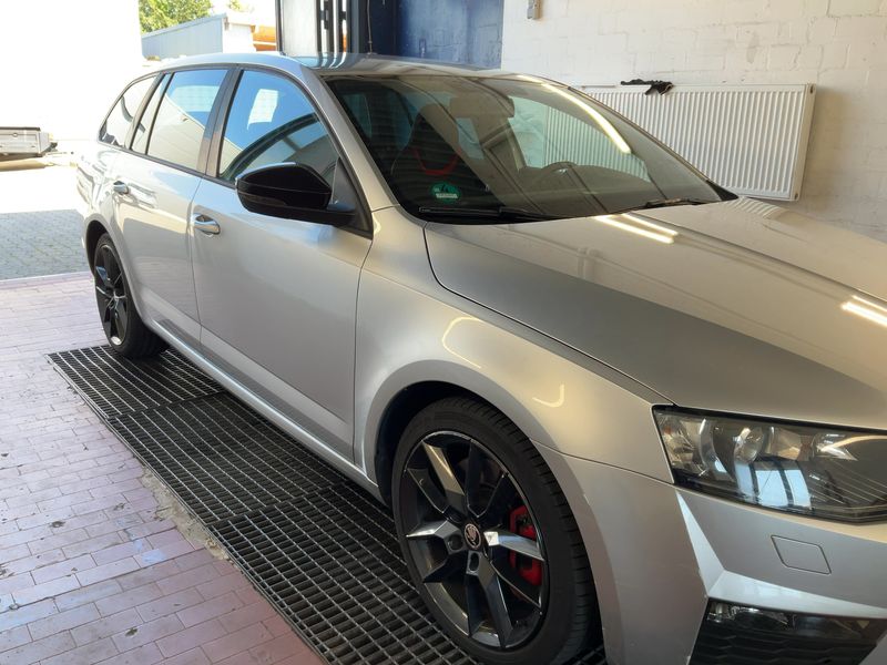 Skoda Octavia 2.0 TDI RS 2015 – снимка 12