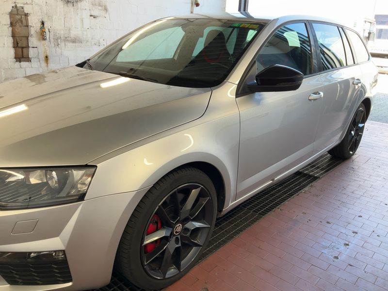Skoda Octavia 2.0 TDI RS 2015 – снимка 2