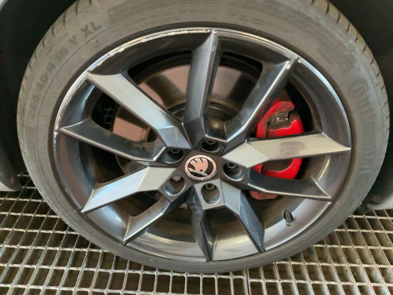 Skoda Octavia 2.0 TDI RS 2015 – снимка 11