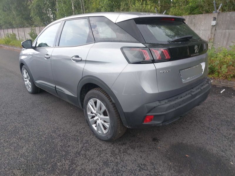Peugeot 3008 1.5 Blue-HDi Active Business 2021 – снимка 3