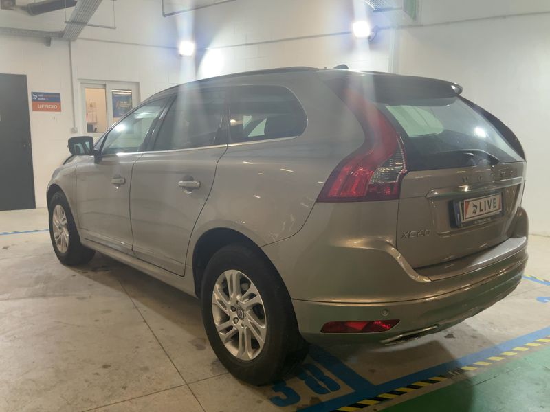 Volvo XC60 2.0 D4 Momentum 2WD 2016 – снимка 6