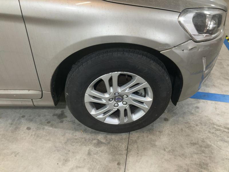 Volvo XC60 2.0 D4 Momentum 2WD 2016 – снимка 11
