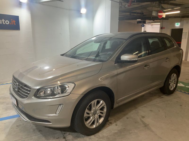 Volvo XC60 2.0 D4 Momentum 2WD 2016 – снимка 2