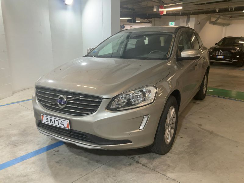Volvo XC60 2.0 D4 Momentum 2WD 2016 – снимка 1